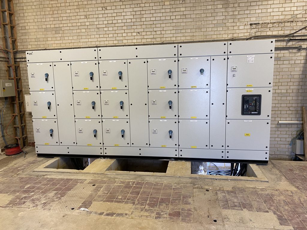 Large fuse box